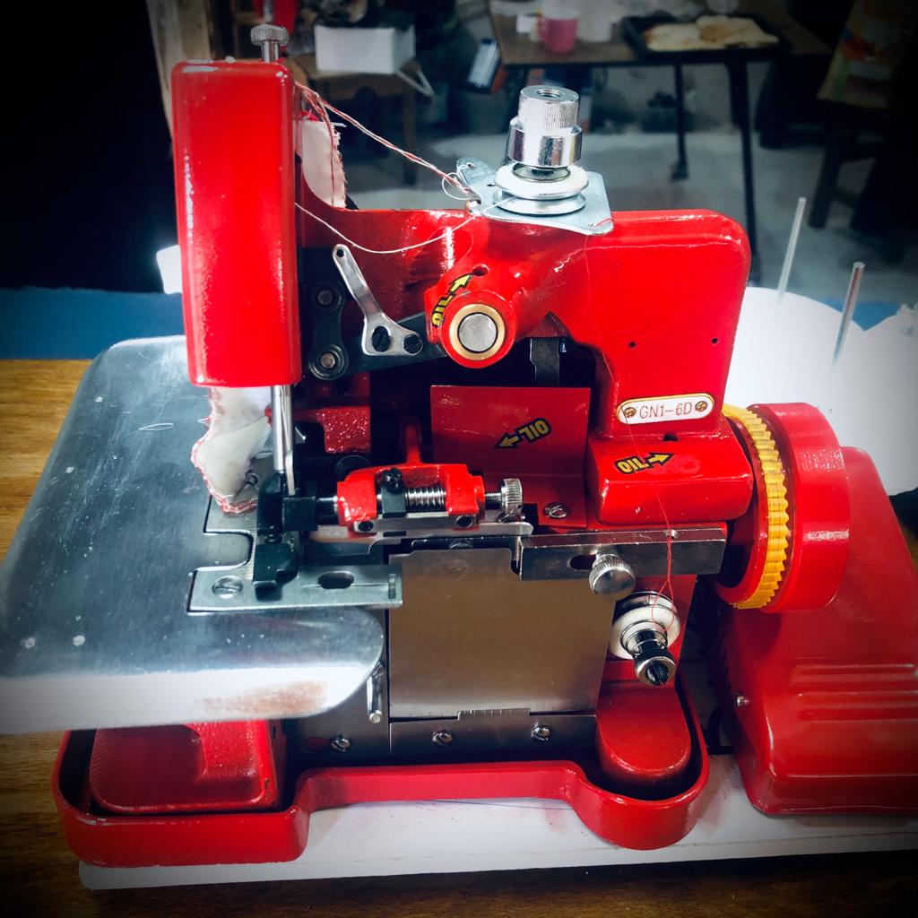 Overlock Semi Industrial Maquinas De Coser Amaya