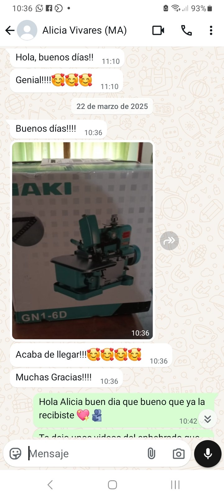 Captura de WhatsApp de Alicia: Overlock Maki en caja original. Zona norte de Buenos Aires.