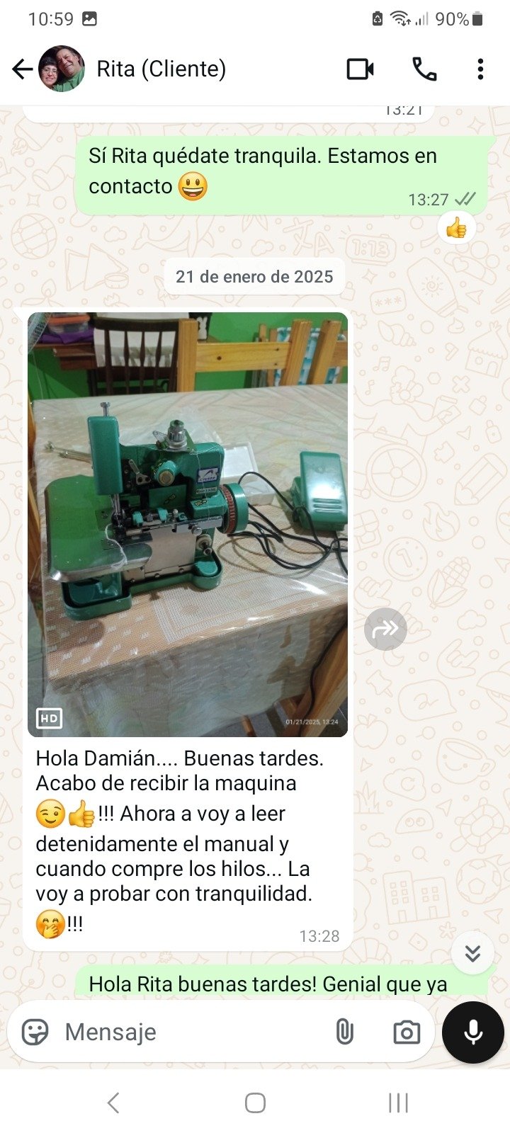 Captura de WhatsApp de Rita: Recibió la overlock y arrancó por el manual, sin apuro.